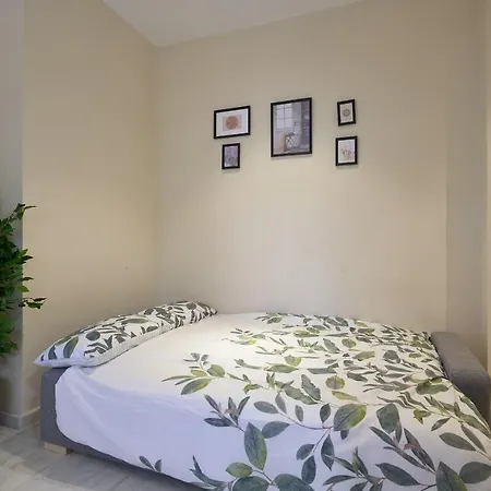 Apartamentos Tejares De Triana Seville Exterior photo